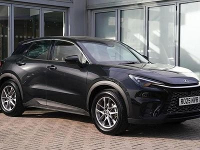 Second-hand Lexus LBX 136 CP (100 kW) 2025 Negru SUV