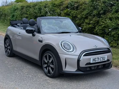 Używany Mini Cooper Cabriolet Exclusive 2021 Szary Kabriolet