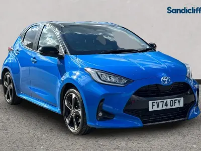 Gebraucht Toyota Yaris Hybrid Edition 130 PS (95 kW) 2024 Blau Kleinwagen