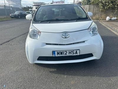 Toyota iQ