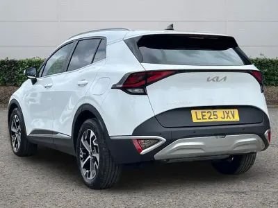 Used Kia Sportage 2025 White SUV