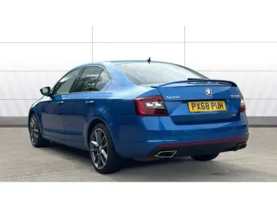 Used Skoda Octavia vRS 245 HP (180 kW) 2018 Blue Hatchback