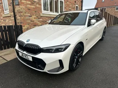 Used BMW 330e M Sport 2022 White Estate