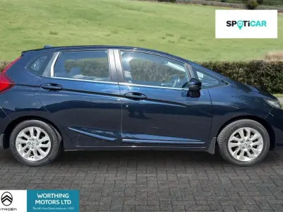 Used Honda Jazz SE 101 HP (74 kW) 2020 Blue Hatchback