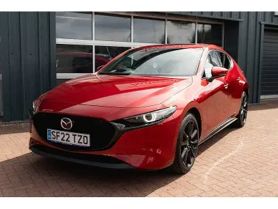 Used Mazda 3 Inclusive 186 HP (136 kW) 2022 Red Hatchback