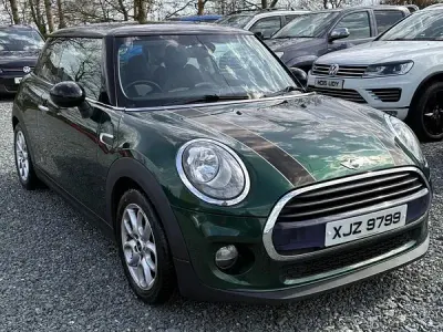 Używany Mini Cooper Hatch 134 KM (98 kW) 2016 Zielony Hatchback