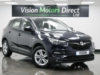 Used Vauxhall Grandland X S 130 HP (95 kW) 2018 Mauve/purple SUV