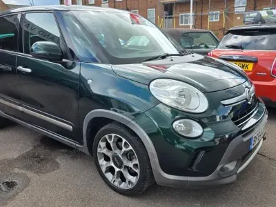 Używany Fiat 500L Trekking 2014 Zielony Minivan