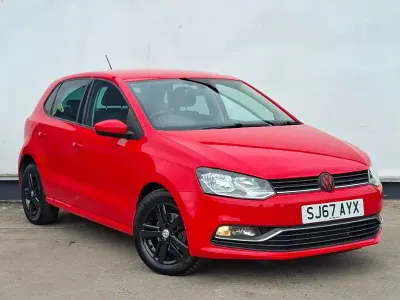 Used VW Polo Edition 60 HP (44 kW) 2017 Red Hatchback