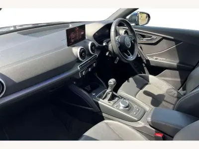 Used Audi Q2 S-Line 150 HP (110 kW) 2021 Blue SUV