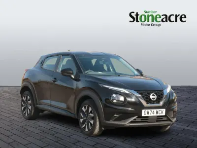 Używany Nissan Juke Acenta Premium 114 KM (83 kW) 2025 Czarny SUV