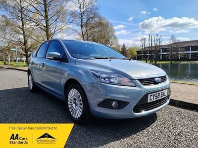 Begagnad Ford Focus Titanium 99 HK (72 kW) 2008 Blå Halvkombi
