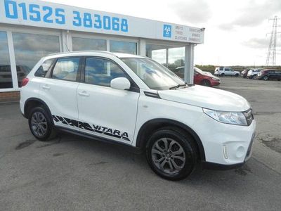 White Used 2017 Suzuki Vitara SZ4 SUV | £7,995 (Fair price)