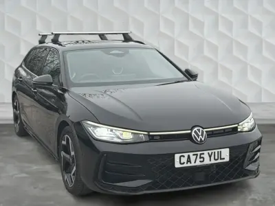Used VW Passat R-line 204 HP (150 kW) 2025 Black Estate