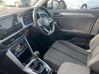 Used VW T-Roc Life 150 HP (110 kW) 2022 White SUV