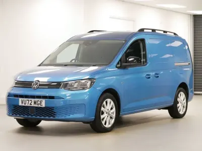 Begagnad VW Caddy Pro 102 HK (75 kW) 2022 Blå Minibuss
