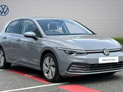 Used VW Golf VIII Style 147 HP (108 kW) 2023 Grey Hatchback