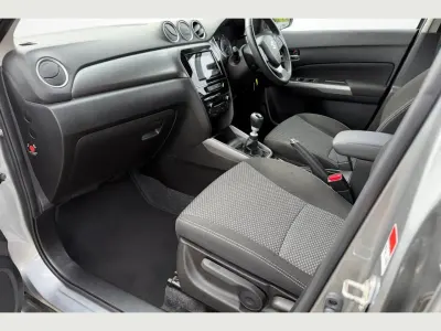 Used Suzuki Vitara SZ-T 138 HP (101 kW) 2019 Grey metallic SUV