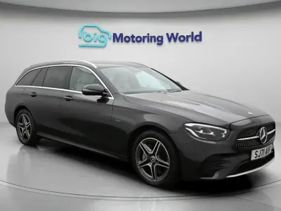 Used Mercedes E300 AMG line 306 HP (225 kW) 2021 Grey Estate