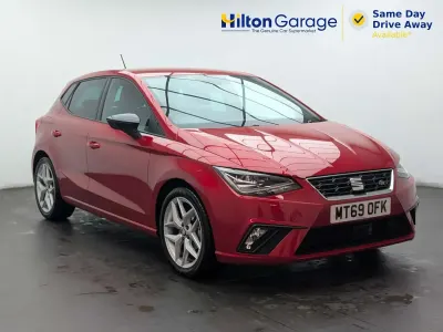 Usado Seat Ibiza FR 95 CV (69 kW) 2020 Rojo Utilitario
