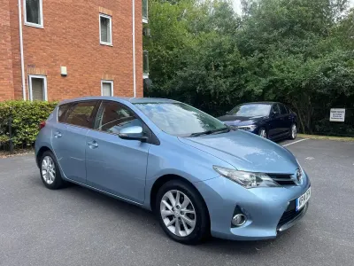 Used Toyota Auris