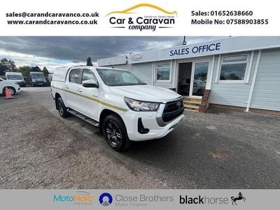 Used Toyota HiLux 150 HP (110 kW) 2022 White Pickup