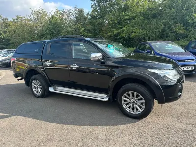 Used Mitsubishi L200 181 HP (133 kW) 2019 Black Pickup