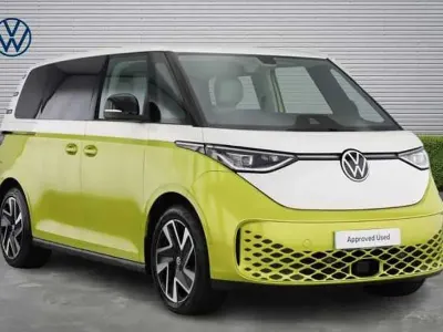 Usado VW ID. Buzz Pro 150 kW (204 HP) 2023 Branco Monovolume