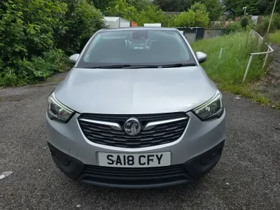 Used Vauxhall Crossland X 99 HP (72 kW) 2018 Silver SUV