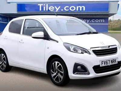 Used Peugeot 108 Allure 82 HP (60 kW) 2018 White Hatchback