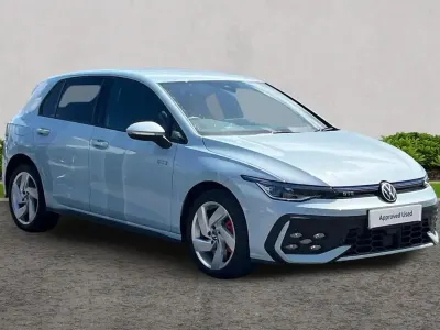 Used VW Golf VIII GTE 272 HP (200 kW) 2025 Blue Hatchback