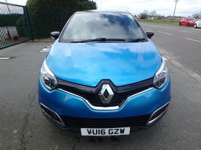 Used Renault Captur Dynamique 90 HP (66 kW) 2016 Blue SUV