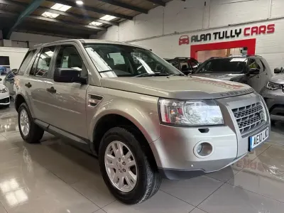 Used Land Rover Freelander 2 160 HP (117 kW) 2010 Gold SUV