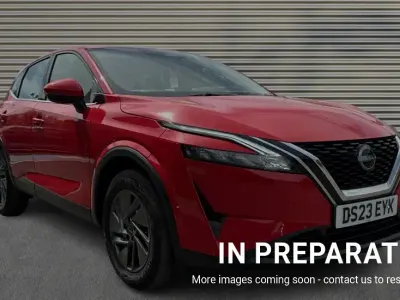 Used Nissan Qashqai Acenta Premium 158 HP (116 kW) 2023 Red SUV