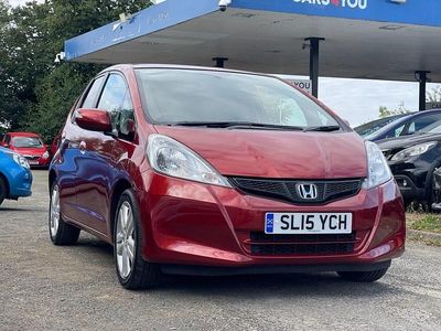 Used Honda Jazz ES 99 HP (72 kW) 2015 Red Hatchback