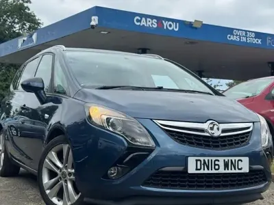 Used Vauxhall Zafira Tourer SRi 170 HP (125 kW) 2016 Blue MPV