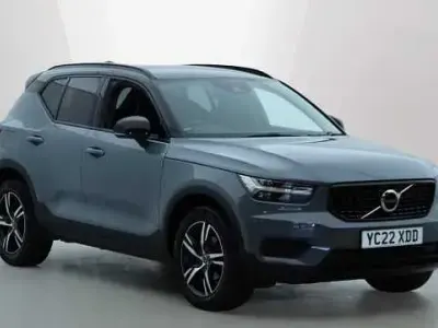 Używany Volvo XC40 R-Design 163 KM (119 kW) 2022 SUV