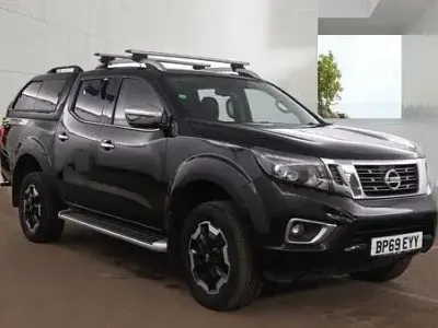 Used Nissan Navara Tekna 190 HP (139 kW) 2019 Black Pickup