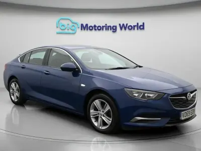 Used Vauxhall Insignia Sport 165 HP (121 kW) 2019 Blue Hatchback