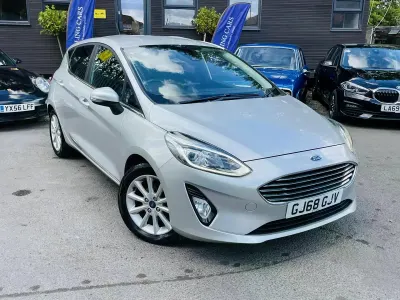 Used Ford Fiesta Titanium 98 HP (72 kW) 2018 Silver Hatchback