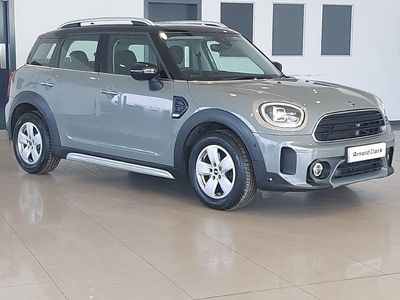 Używany Mini Cooper Classic 136 KM (100 kW) 2021 Szary Hatchback