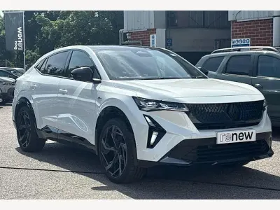 Used Renault Rafale 300 HP (220 kW) 2025 Twotone metallic  arctic white with diamond black roof  SUV