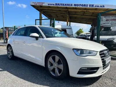 Used Audi A3 Sport 110 HP (80 kW) 2014 White Hatchback