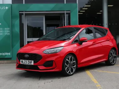 Used Ford Fiesta ST-Line X 100 HP (73 kW) 2023 Red Hatchback