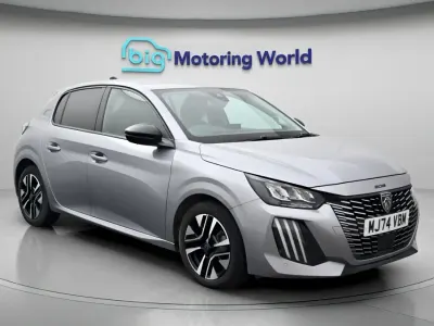 Used Peugeot 208 Allure 99 HP (72 kW) 2024 Hatchback