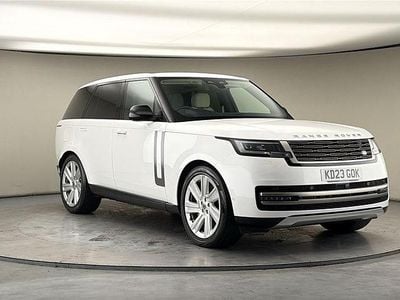 Used Land Rover Range Rover HSE 300 HP (220 kW) 2023 Ostuni pearl white SUV