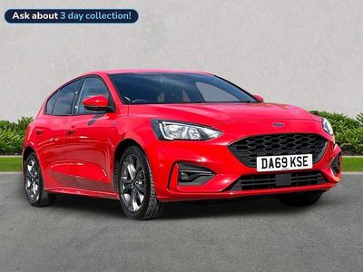 Used Ford Focus ST-Line 125 HP (91 kW) 2019 Red Hatchback