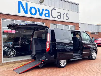 Used Ford Tourneo Titanium 130 HP (95 kW) 2021 Black MPV