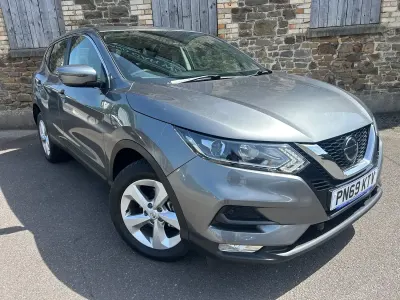 Used Nissan Qashqai Acenta Premium 115 HP (84 kW) 2019 Grey SUV