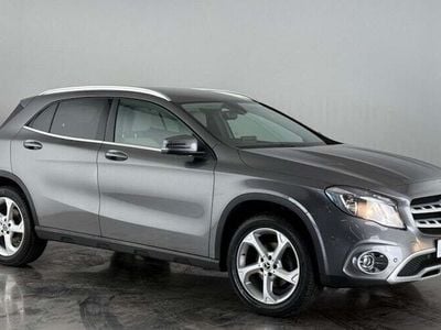 Mercedes GLA220